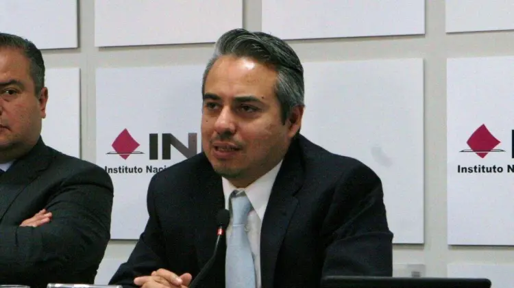 Patiño es identificado con el exconsejero presidente Lorenzo Córdova. (Foto: Especial / EXPRESO)