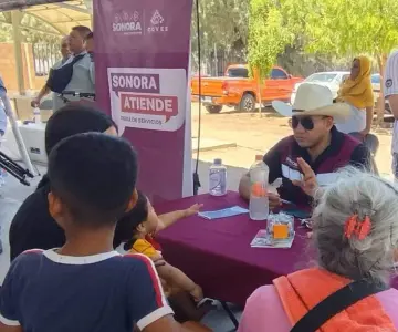 Gobierno Estatal lleva servicios gratuitos a familias de Empalme