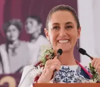 Acusa Sheinbaum corrupción en Seguro Popular