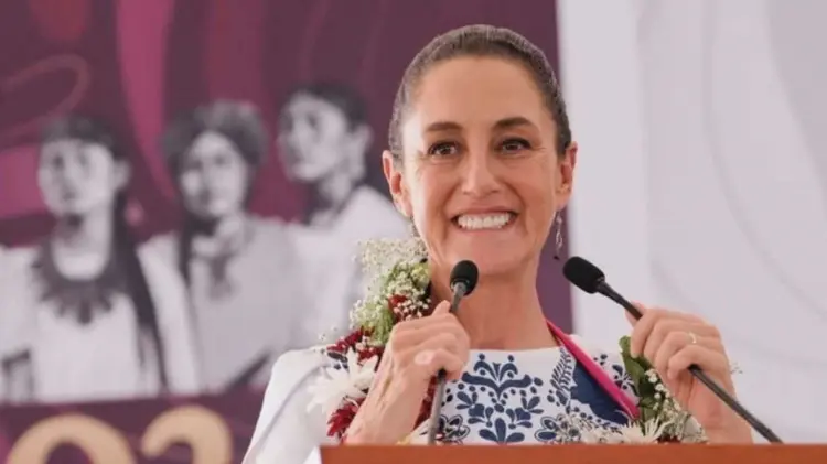 Presidenta Sheinbaum en Coatzacoalcos, Veracruz. (Foto: Especial / EXPRESO)
