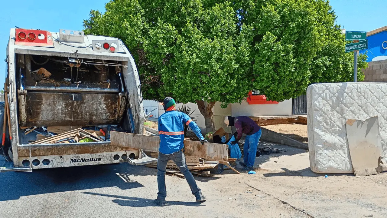 Hermosillo retira mil 100 toneladas de cacharros para prevenir dengue