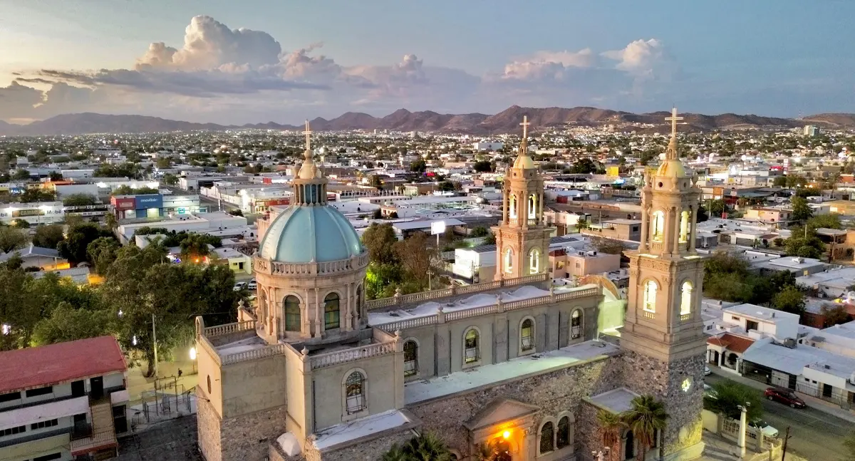 Temperaturas de hasta 46°C y posibles lluvias al oriente de Sonora