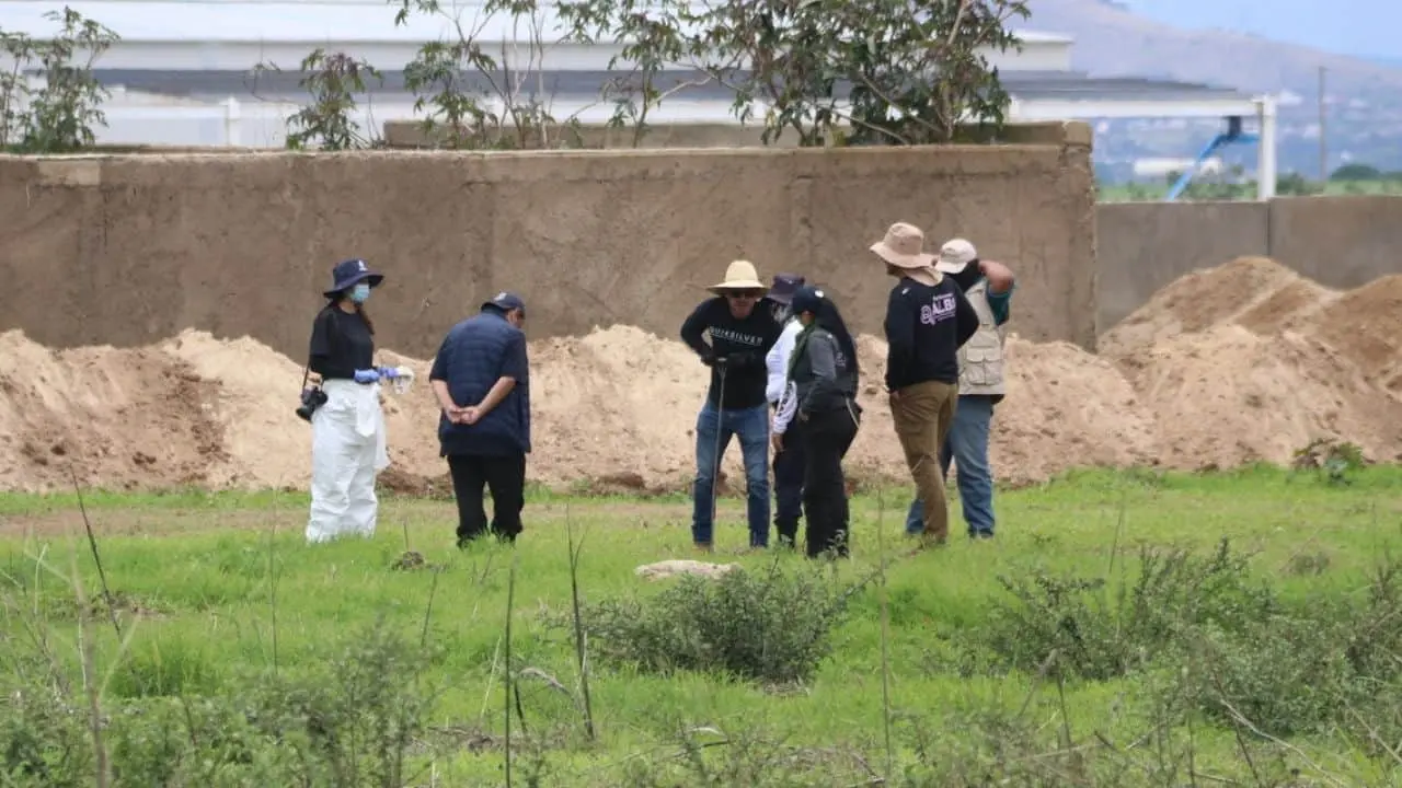 Suman 37 bolsas de restos halladas en Las Agujas, Zapopan