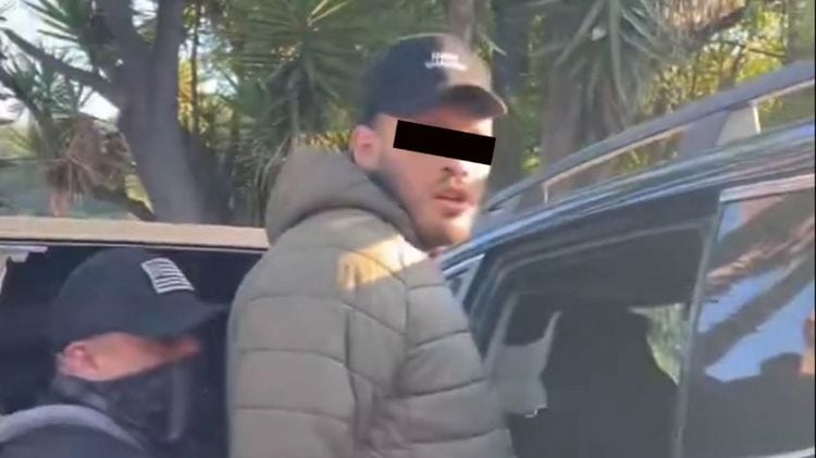 Julio César Chávez Jr está detenido en centro migratorio de Texas
