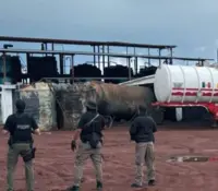 Decomisan casi un millón de litros de huachicol en Veracruz