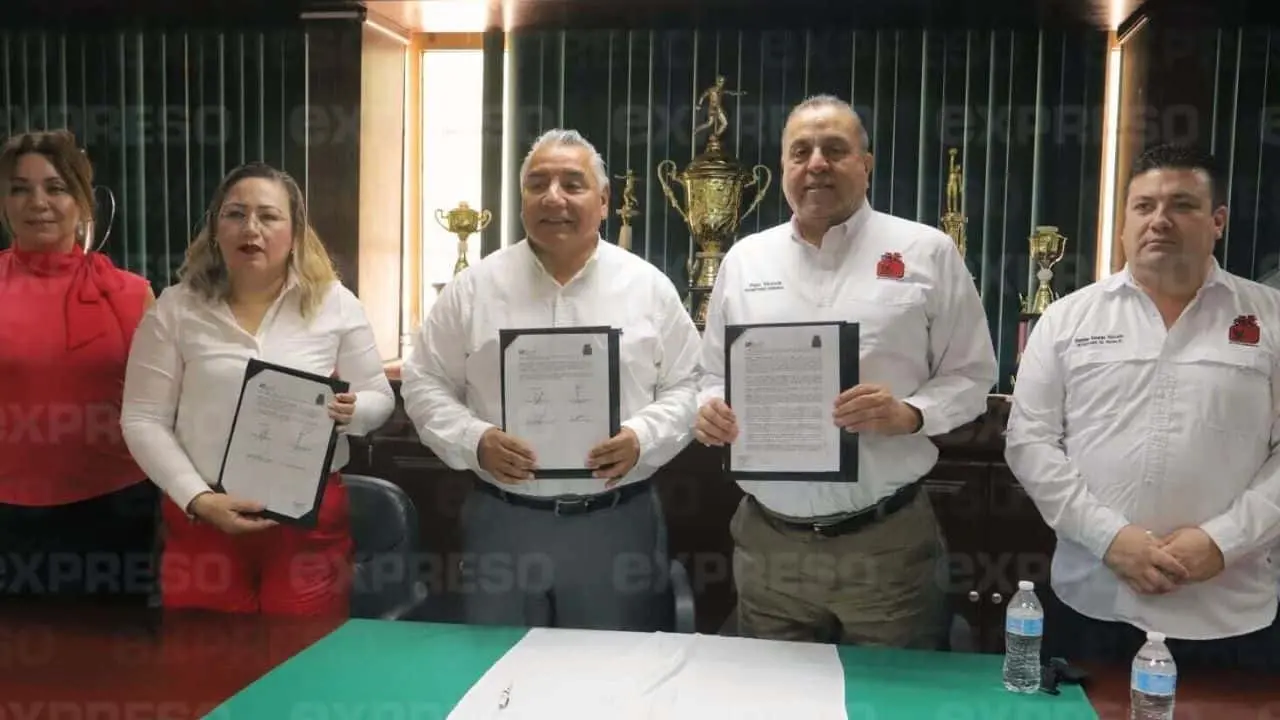 Firma convenio Stirtt con Universidad Tecnológica de Hermosillo