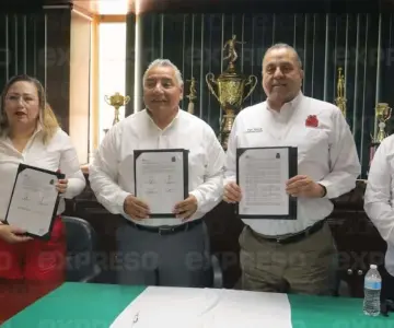 Firma convenio Stirtt con Universidad Tecnológica de Hermosillo