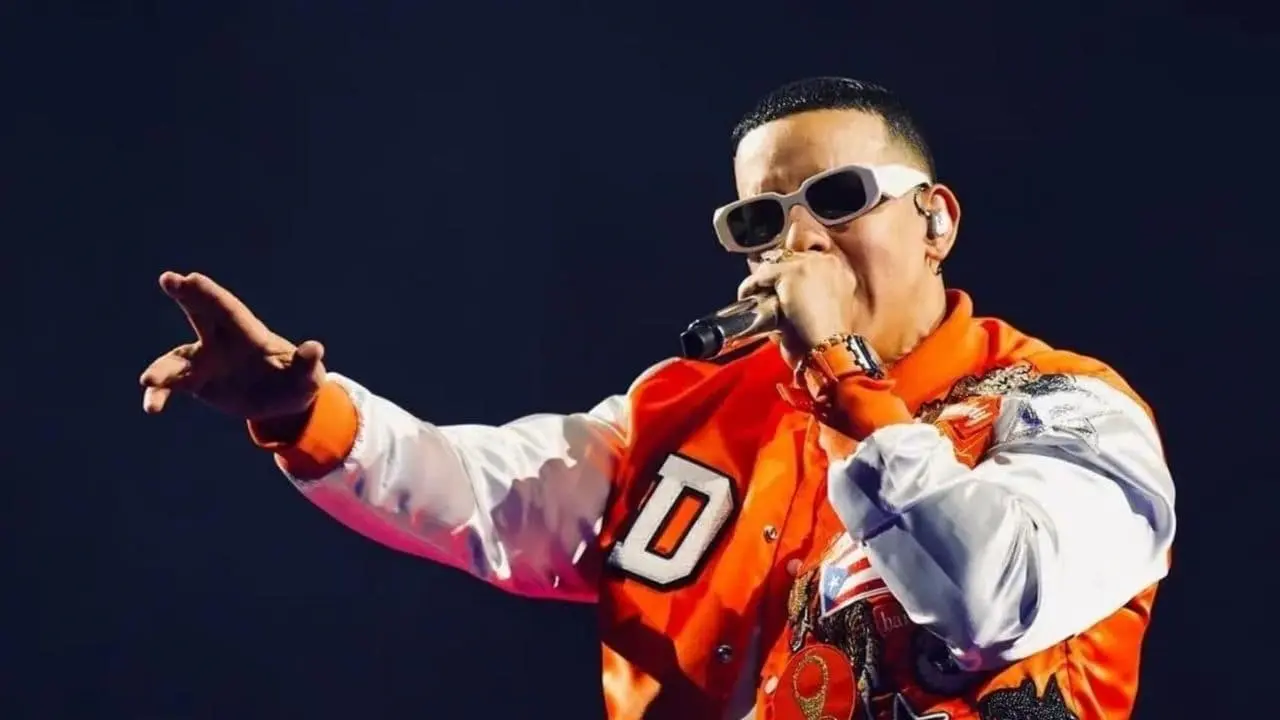El cantante Daddy Yankee está de vuelta; retoma los micrófonos