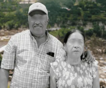 Confirman muerte de pareja mexicana en inundaciones de Texas