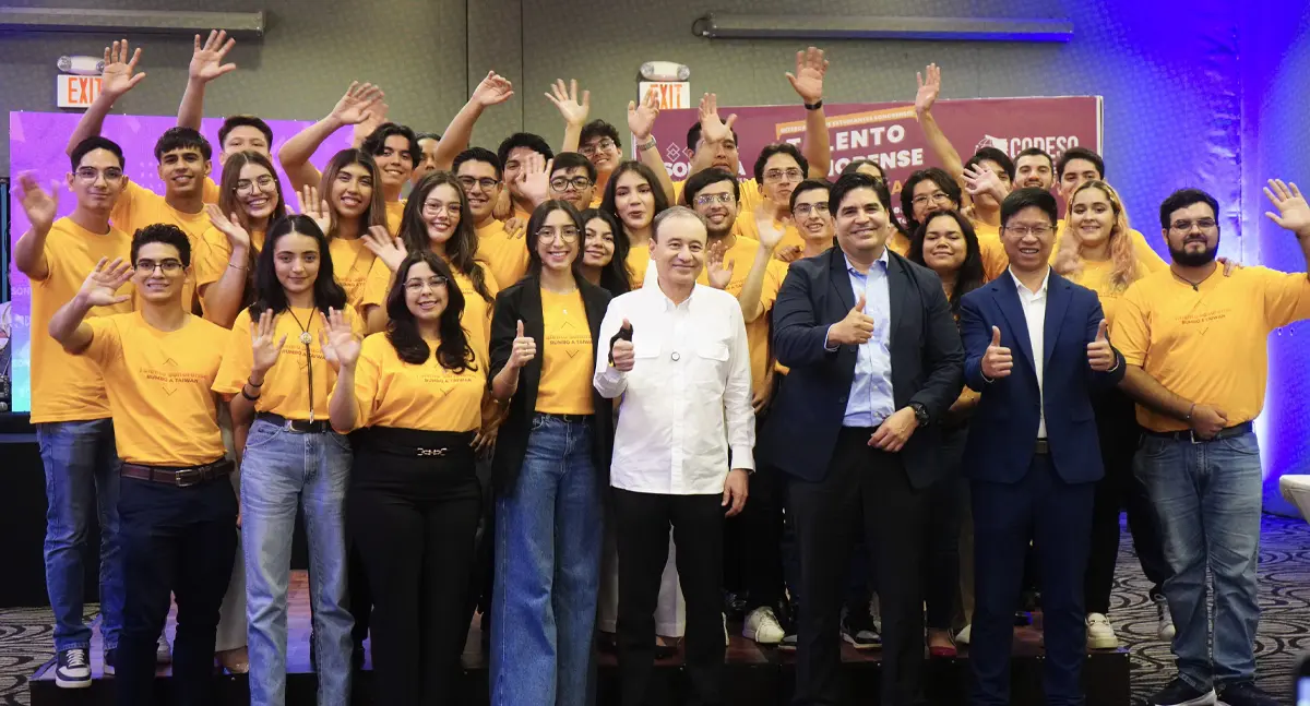 Presentan segunda generación de 30 universitarios que viajarán a Taiwán