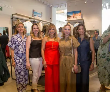 Inauguración de Maja Sport Wear en plaza andenes