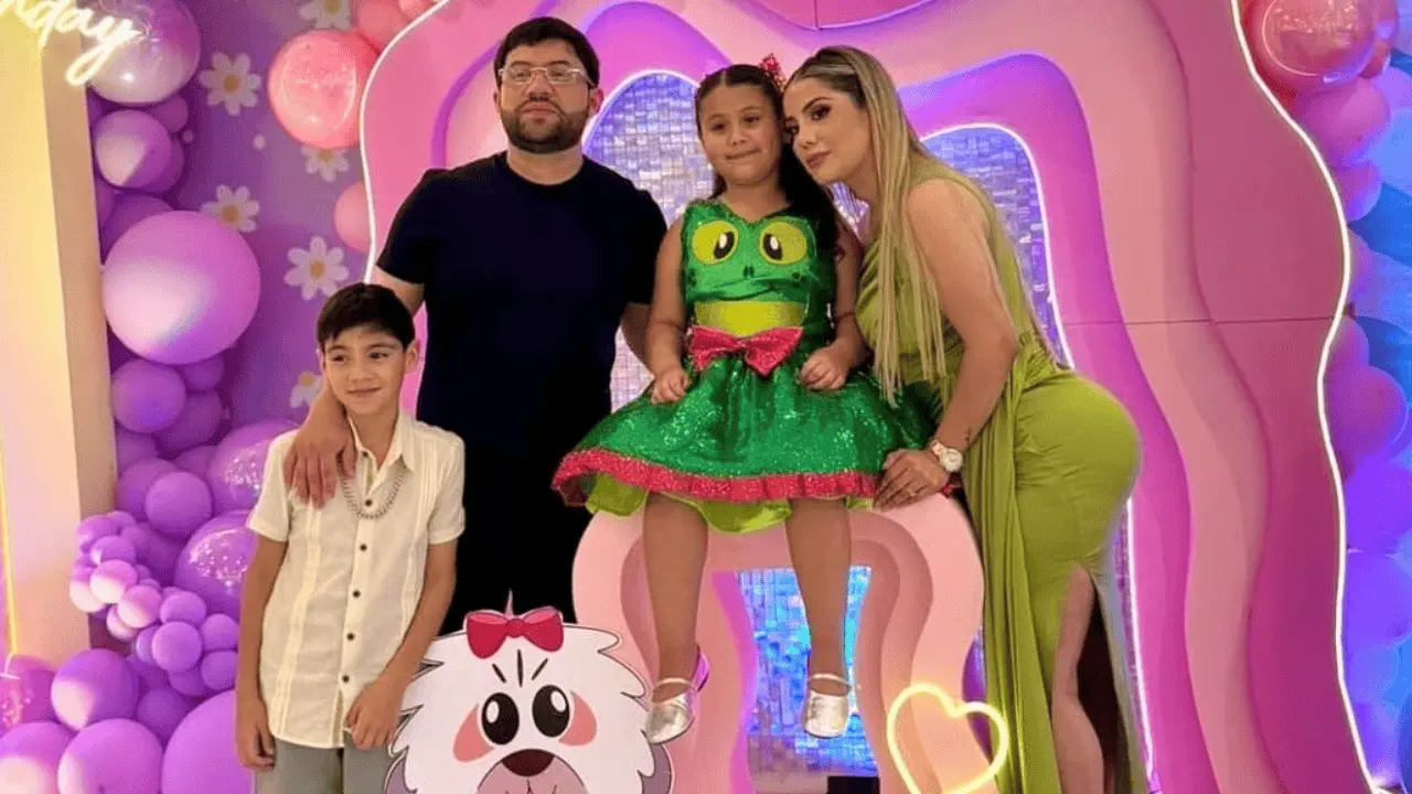 Luis R. Conriquez festeja en grande el cumpleaños de su hija en Caborca