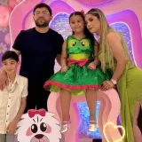 Luis R. Conriquez festeja en grande el cumpleaños de su hija en Caborca