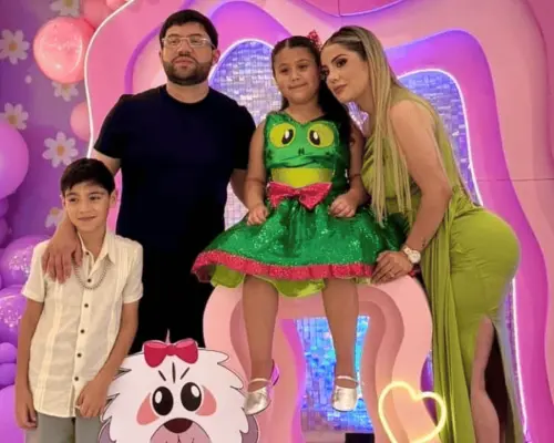 Luis R. Conriquez festeja en grande el cumpleaños de su hija en Caborca