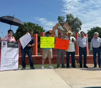Trabajadores del ITH se manifiestan por falta de pagos