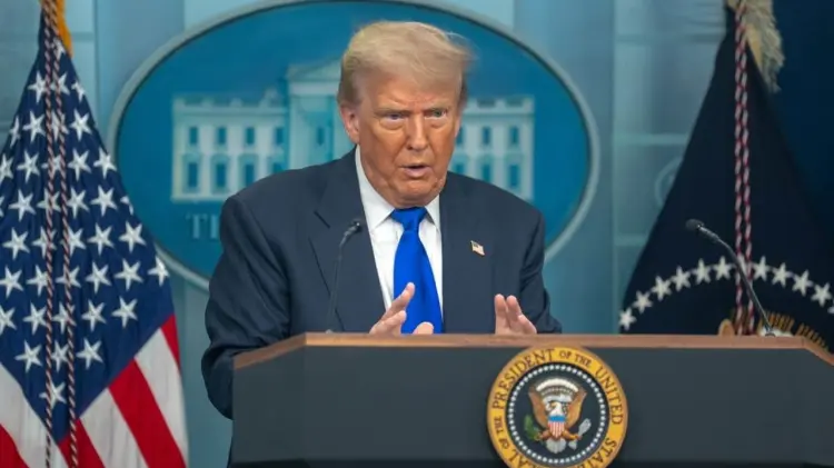 Donald Trump autoriza acciones militares contra cárteles.