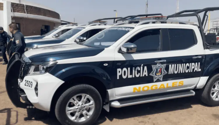 Viola medidas cautelares al echar pegamento a cerradura de la casa de su ex