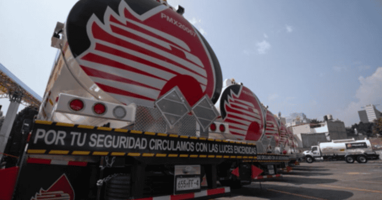 Ex general Trauwitz acusa a Rocío Nahle de maximizar huachicoleo en México