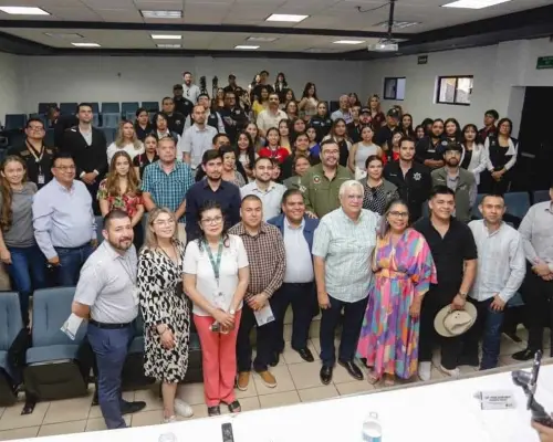 Elementos de SP de Ímuris se capacitan en derechos de las infancias