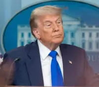 Expertos ven riesgo en el T-MEC por anuncio de Trump