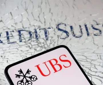 UBS advierte que aranceles del 30 por ciento dañarán confianza empresarial