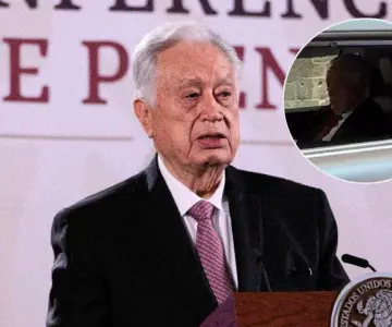 Reaparece Manuel Bartlett en Palacio Nacional