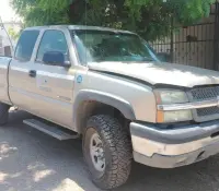 Recuperan pick-up robada en la colonia Ley 57