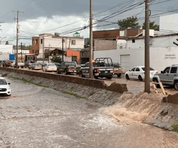 Tormentas monzónicas azotan en municipios del norte de Sonora