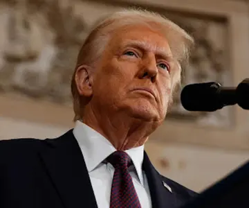 Donald Trump padece insuficiencia venosa crónica
