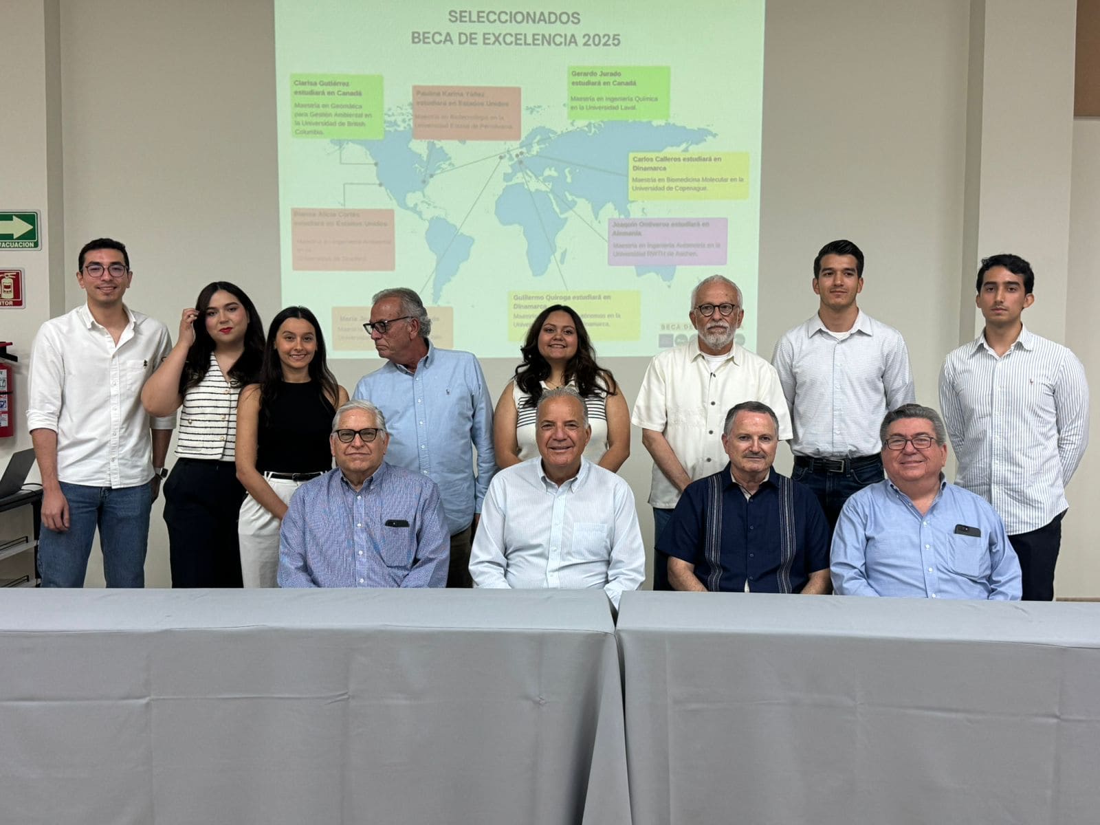 Son ocho estudiantes seleccionados por la Beca Excelencia 2025