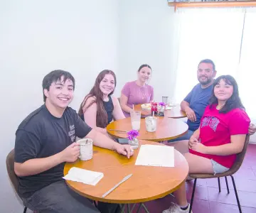 Desayunando en compañía entrañable
