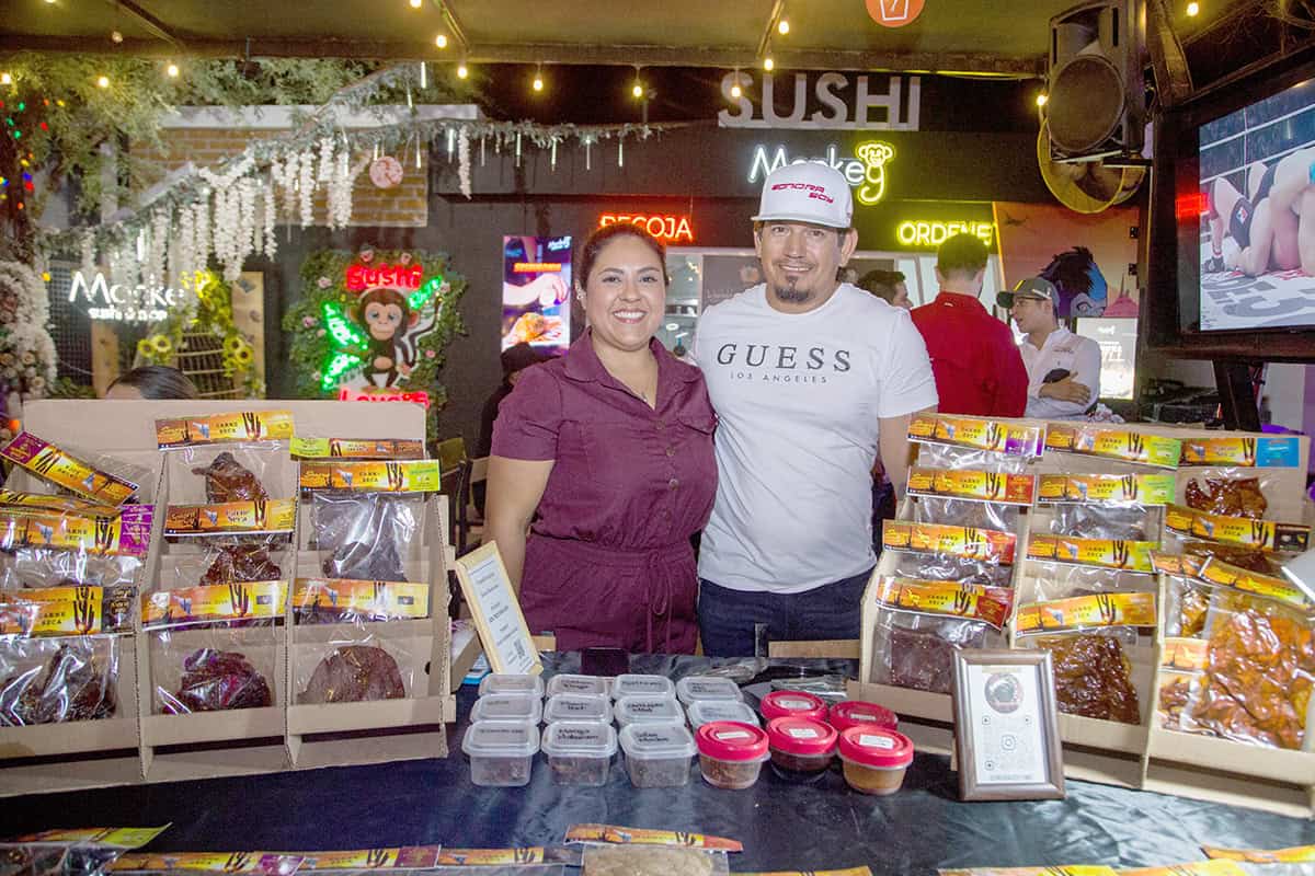 Impulsan emprendedores en el Bazar de Economía y Turismo