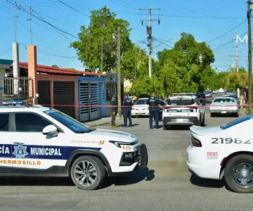 Detienen a hombre armado tras disparar en plena calle de Hermosillo