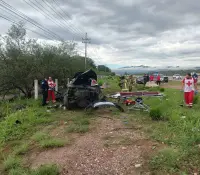 Mueren 3 hombres y una mujer resulta lesionada en carretera 15