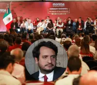 Andy López Beltrán ausente en sesión de Morena; aseguran por viaje personal