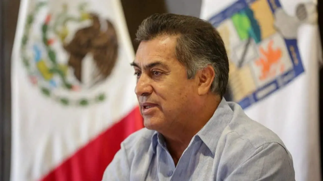 Balean a hombre por incendiar casa de El Bronco
