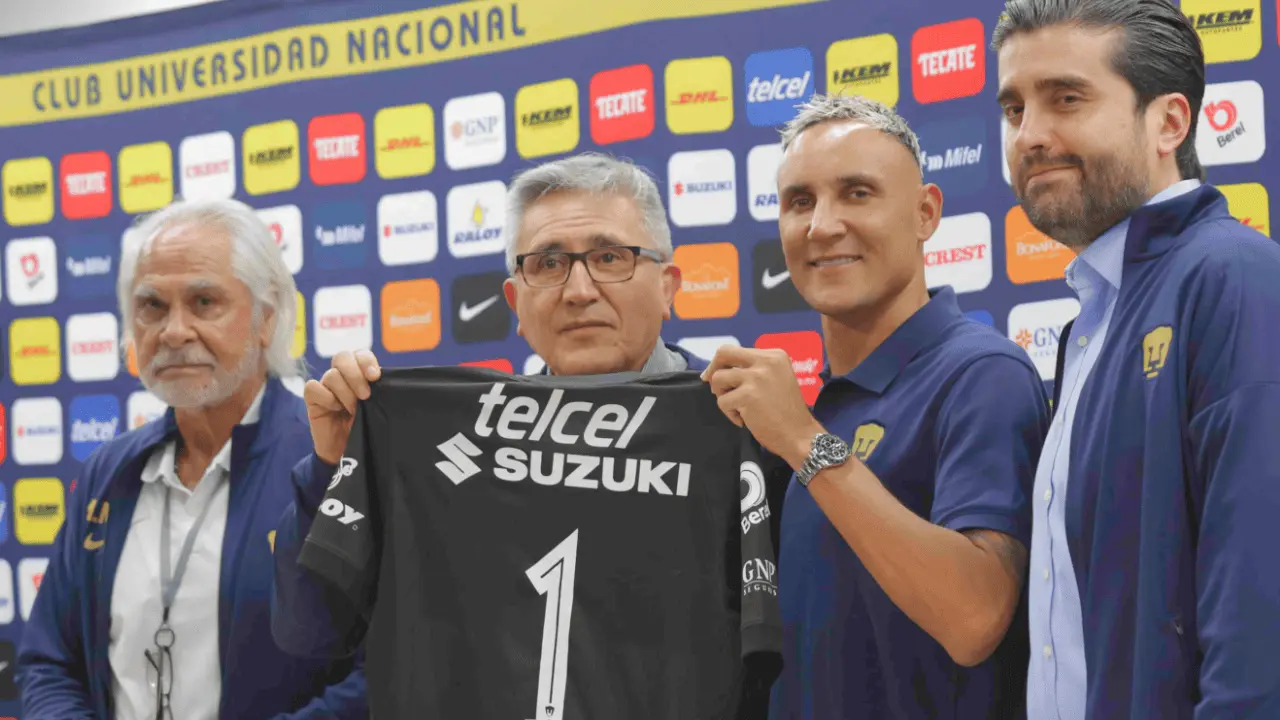 Keylor Navas es presentado como nuevo portero de Pumas UNAM