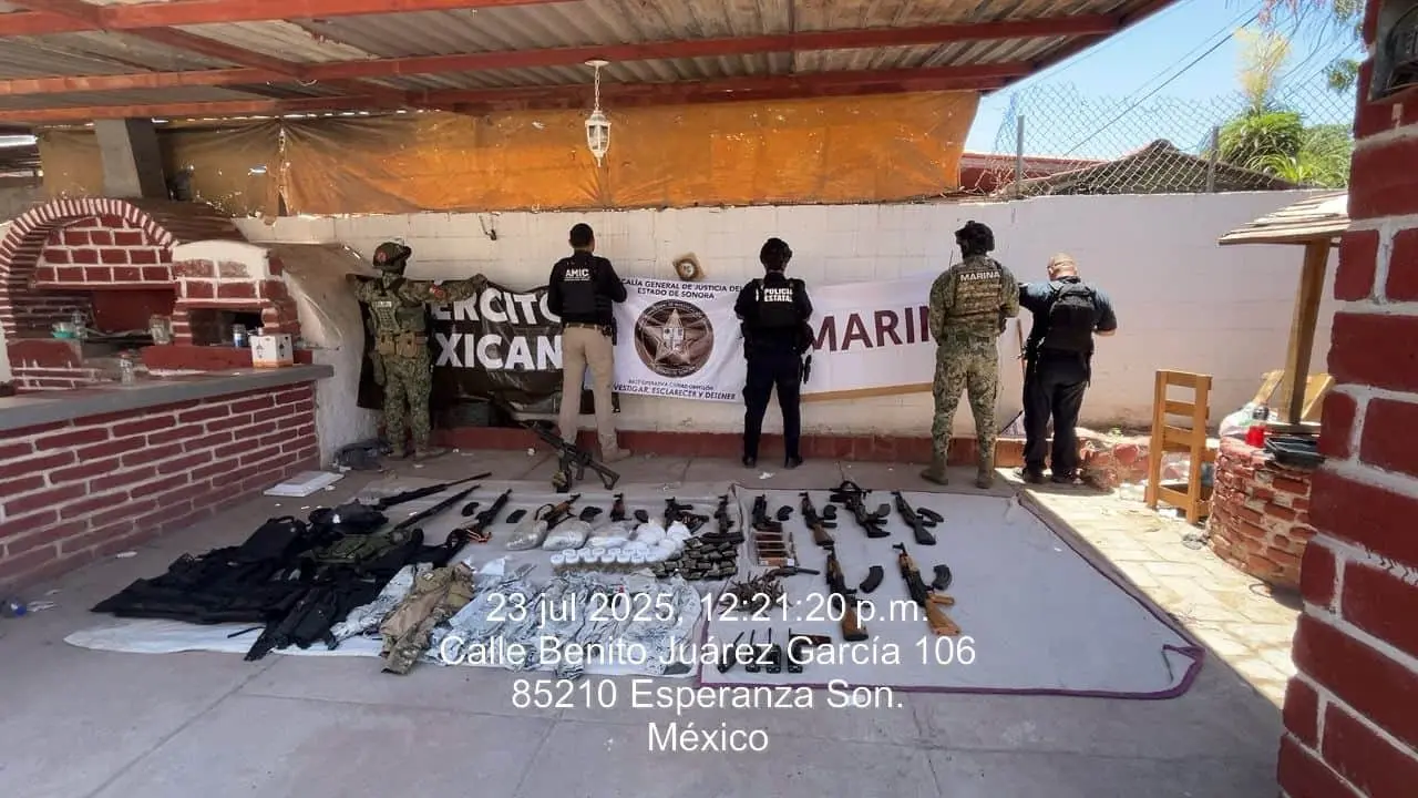 En Cajeme Secretaría de Marina decomisa armamento, equipo táctico y droga