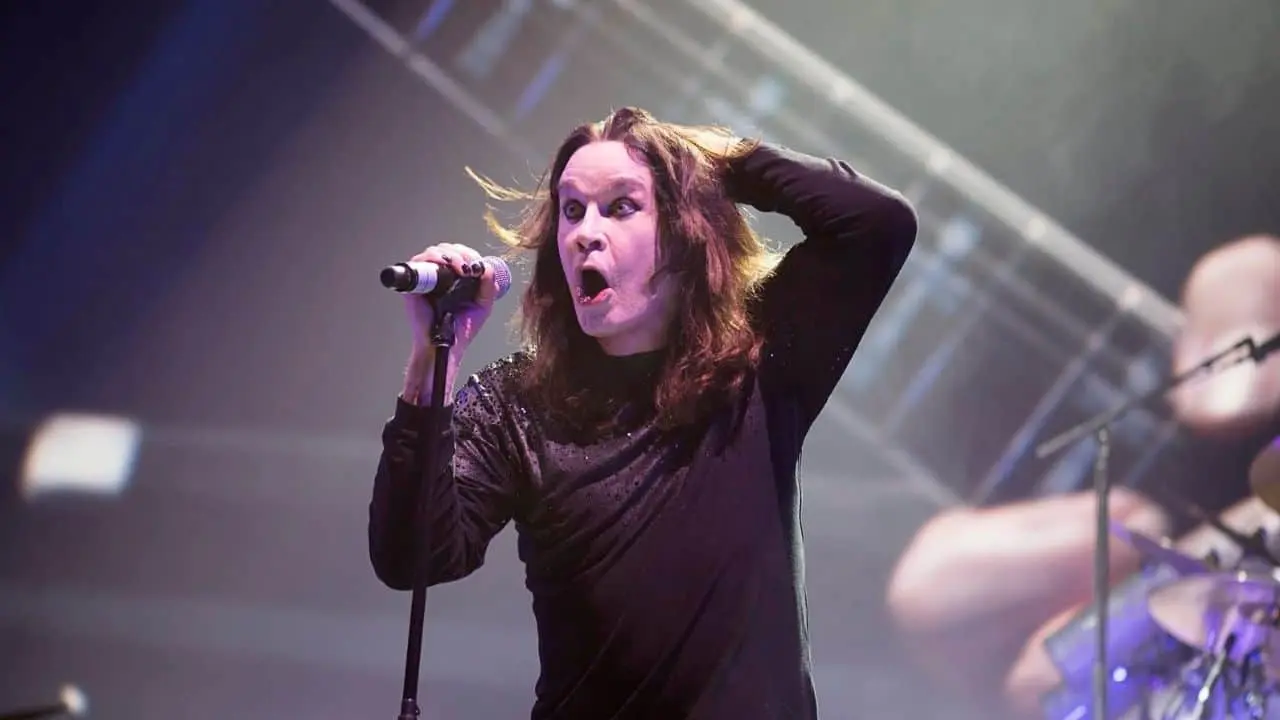 Aumentan reproducciones de Ozzy Osbourne tras fallecimiento
