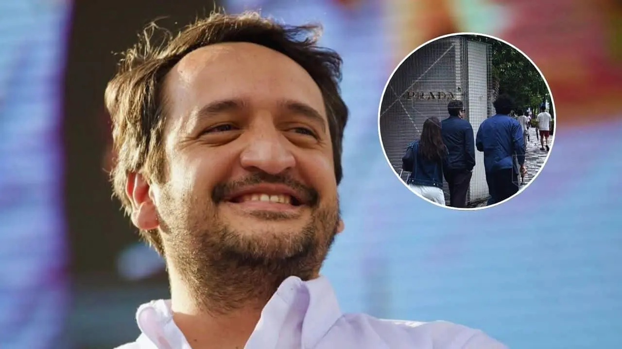 Andy López es captado en la exclusiva tienda Prada en Japón