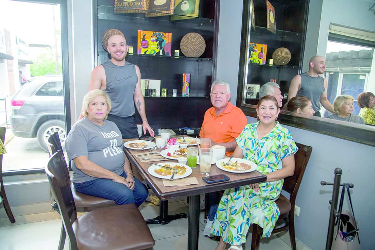 Saborean la vida con amigos en Café 57