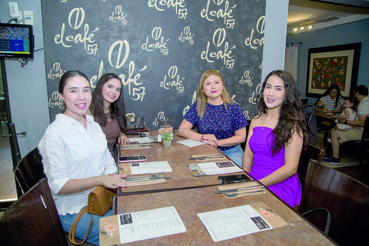 Saborean la vida con amigos en Café 57