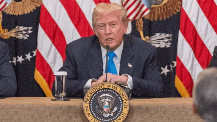 Expertos consideran que prórroga de los 90 días que dio Trump mantiene en incertidumbre a mexicanos