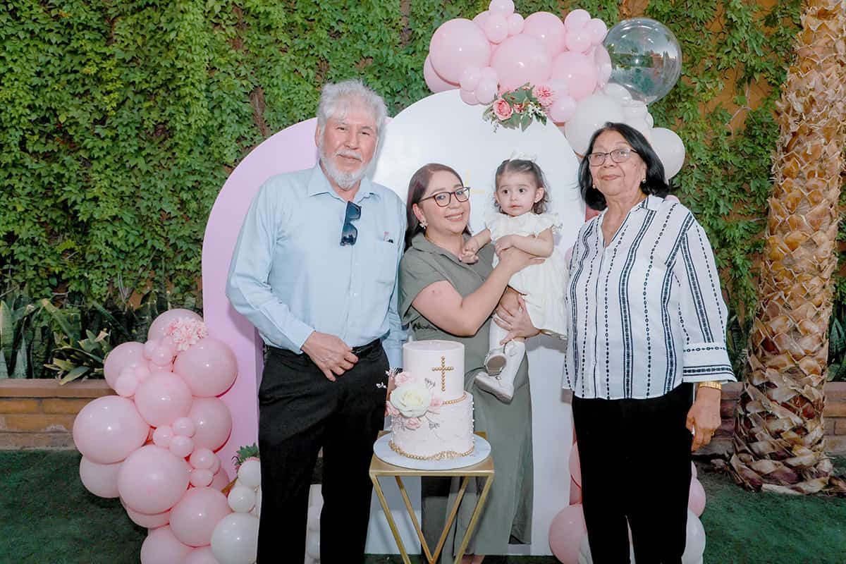 Inician su camino de fe compartiendo su primer sacramento