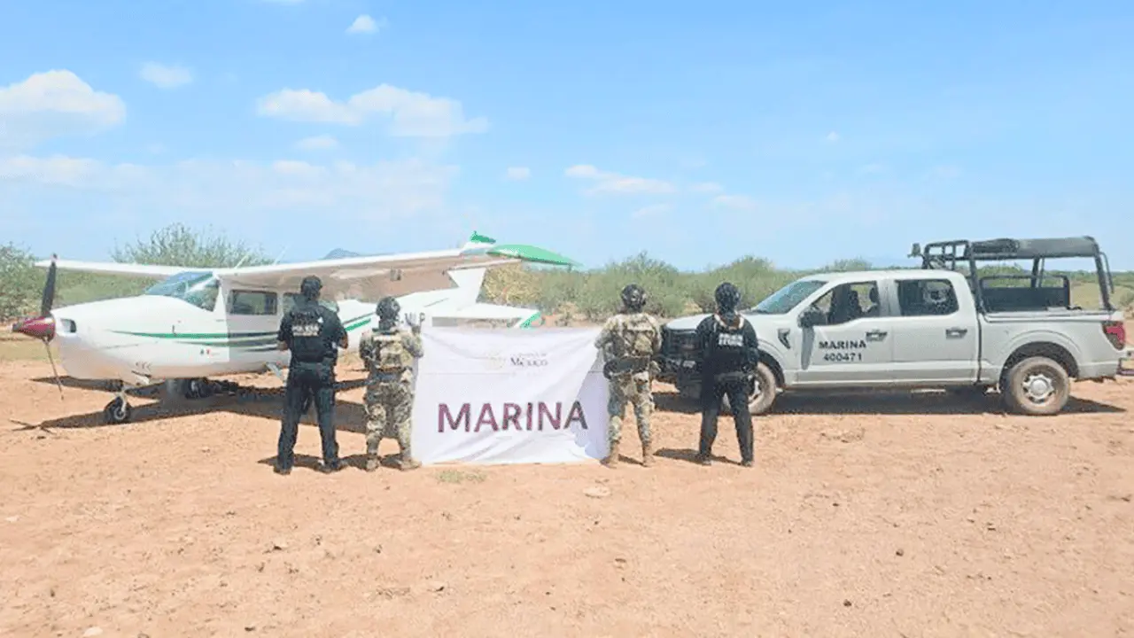 Marina asegura avioneta con droga en pista clandestina de Cajeme