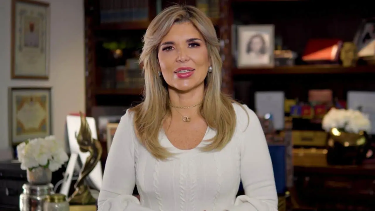 Designan a Claudia Pavlovich como embajadora en Panamá