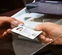 INE presenta nuevo modelo de credencial para votar: tendrá más seguridad