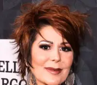 Alejandra Guzmán revela que padece hipertensión y sigue en recuperación