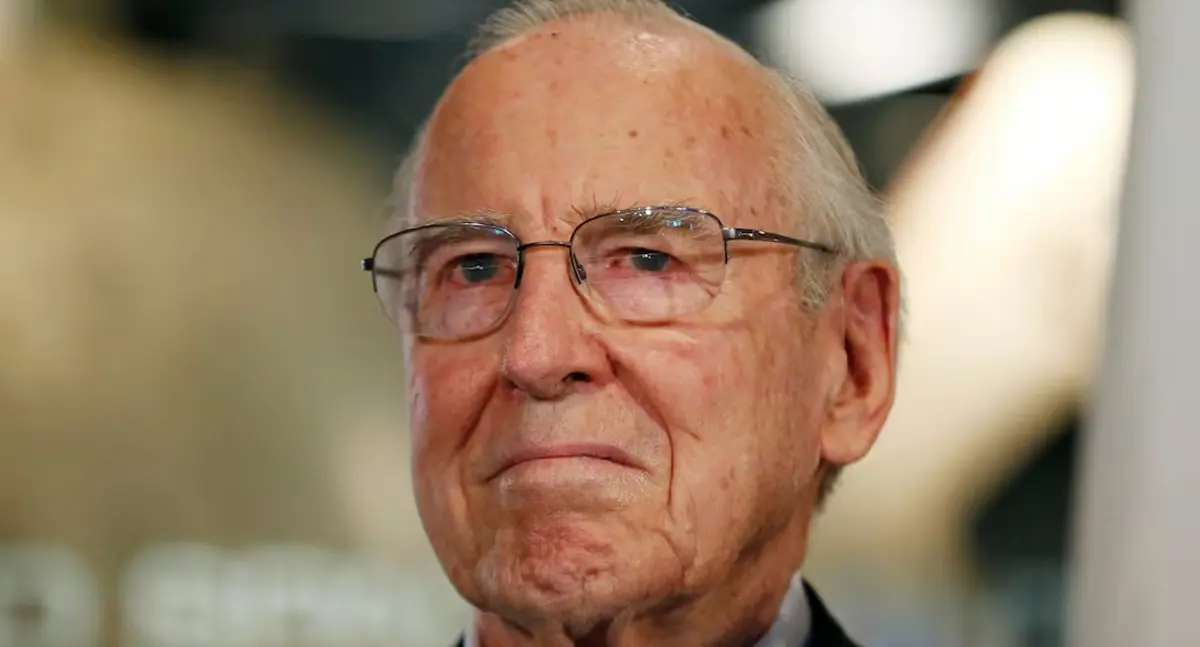 Fallece James Lovell, comandante del histórico Apollo 13, a los 97 años