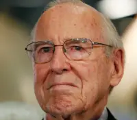 Fallece James Lovell, comandante del histórico Apollo 13, a los 97 años
